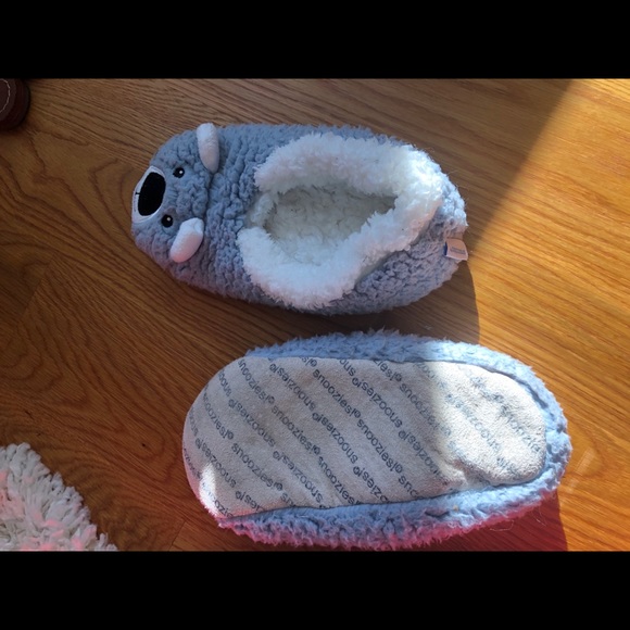 Slippers - Picture 4 of 4